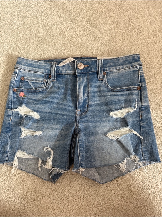 American Eagle Outfitters Pants - NWT Women’s American Eagle Outfitters Distressed Light Blue Denim Shorts